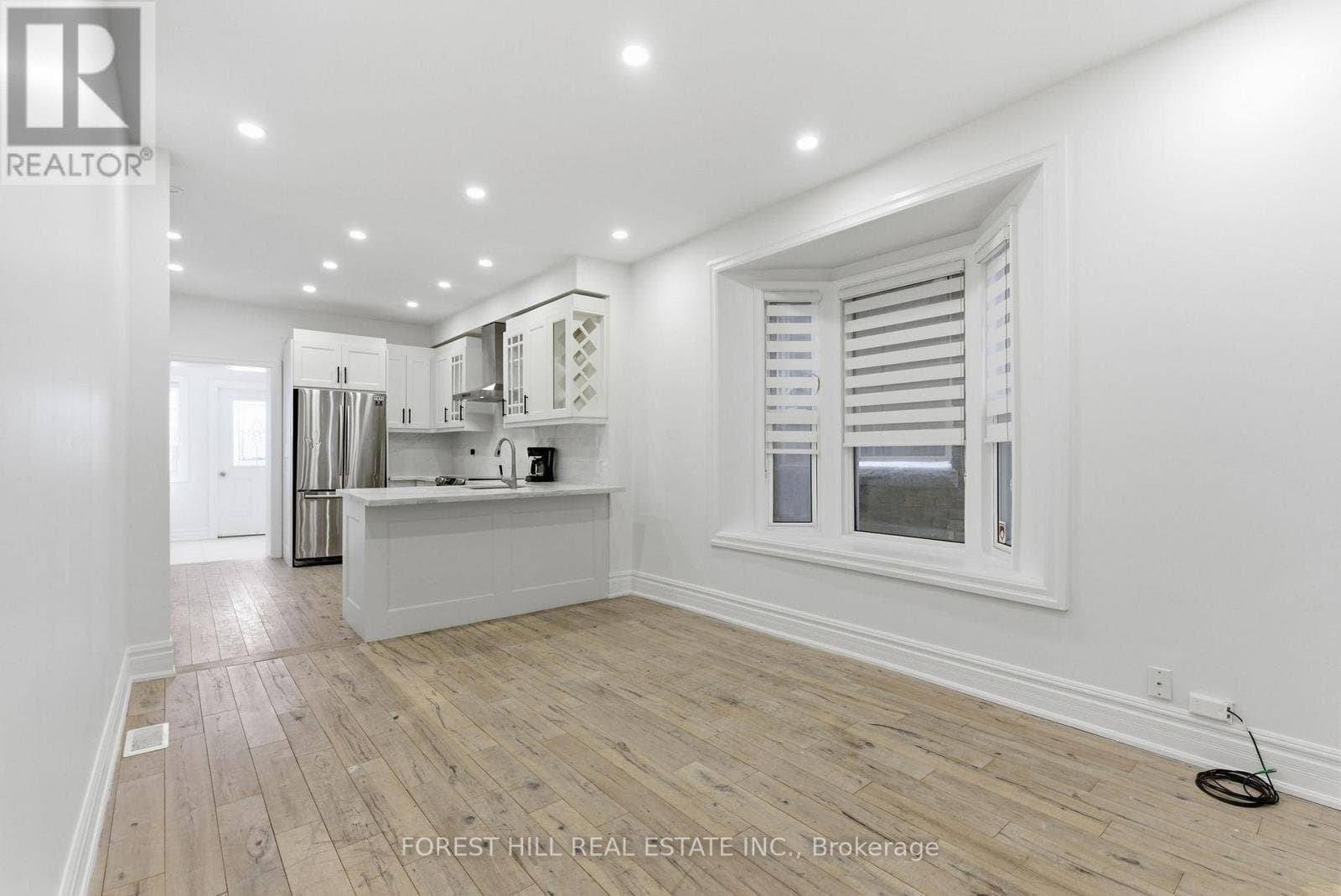 1297 Davenport Road - Photo 4