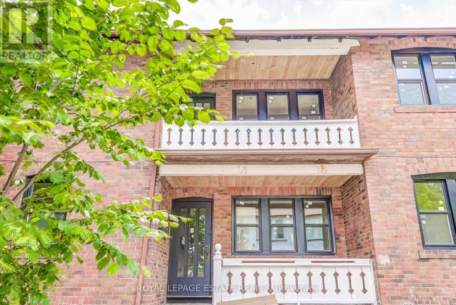 44 Wineva Avenue