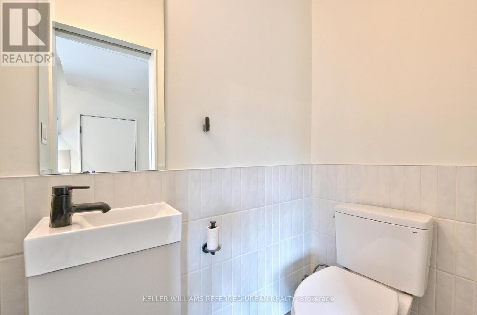37 Margueretta Street - Photo 2
