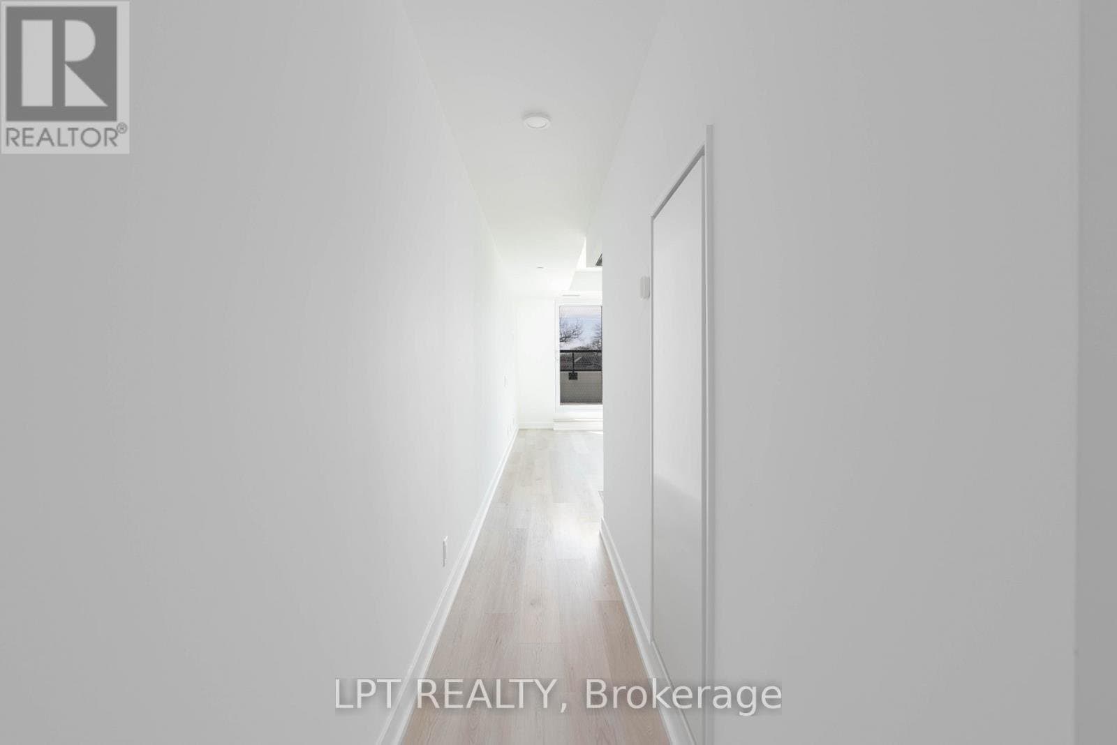 1660 Bloor Street - Photo 3