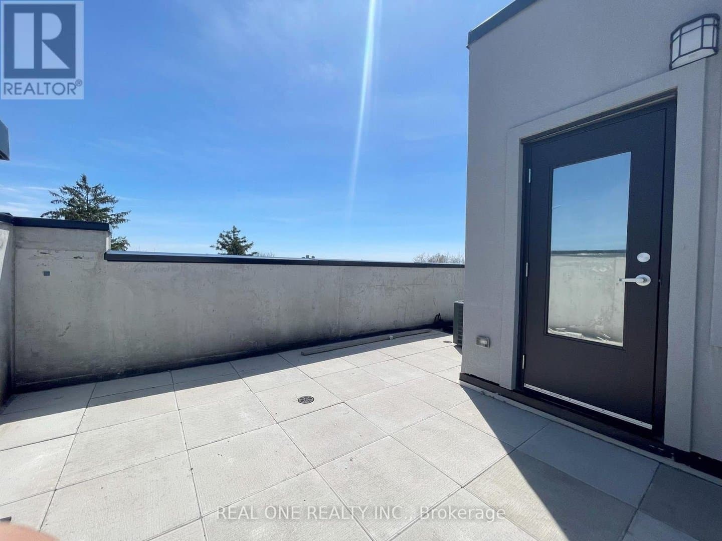 851 Sheppard Avenue - Photo 3