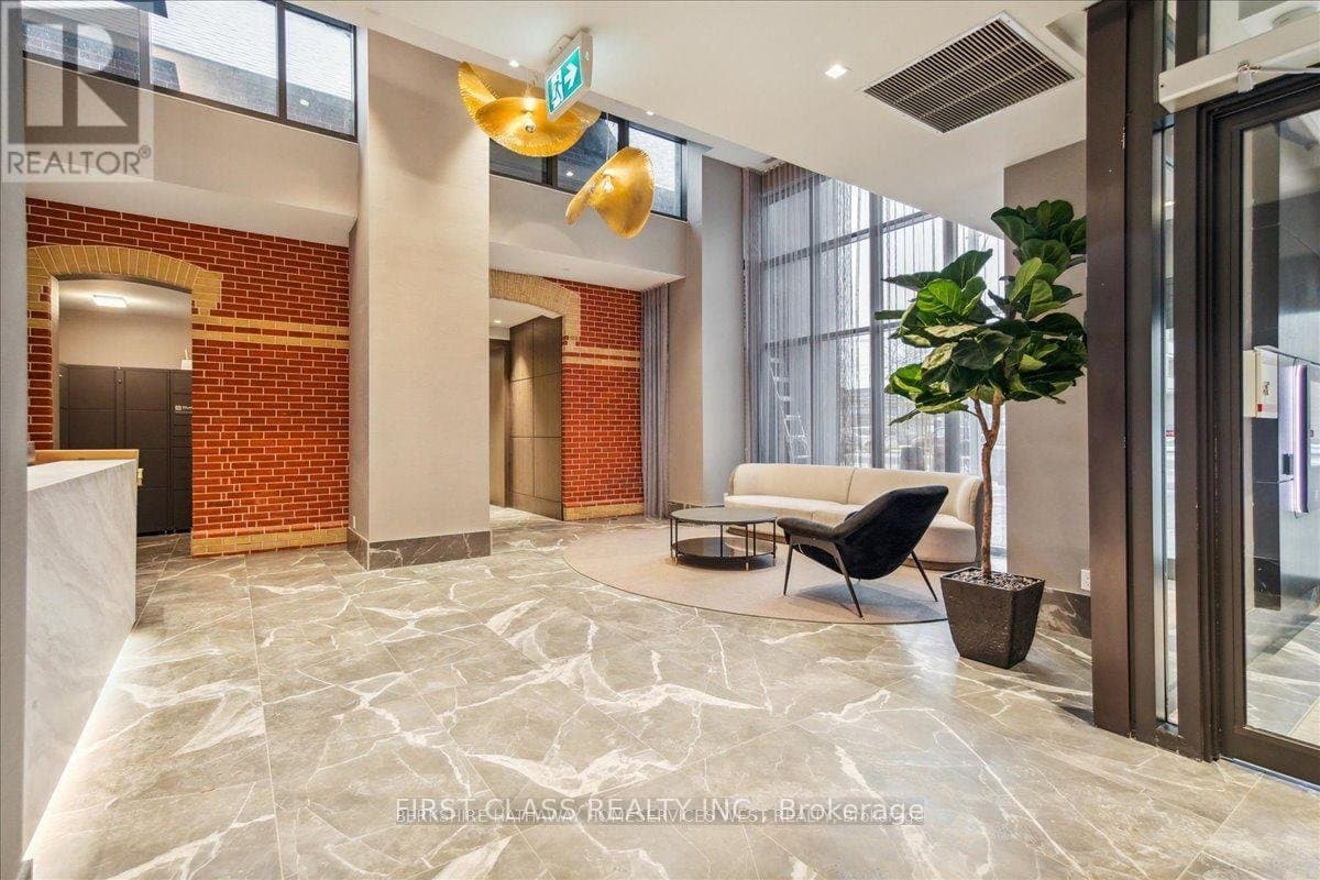 286 Main Street - Photo 2