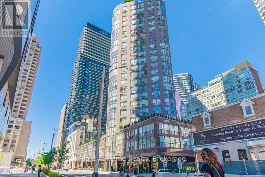 24 Wellesley Street - Photo 1