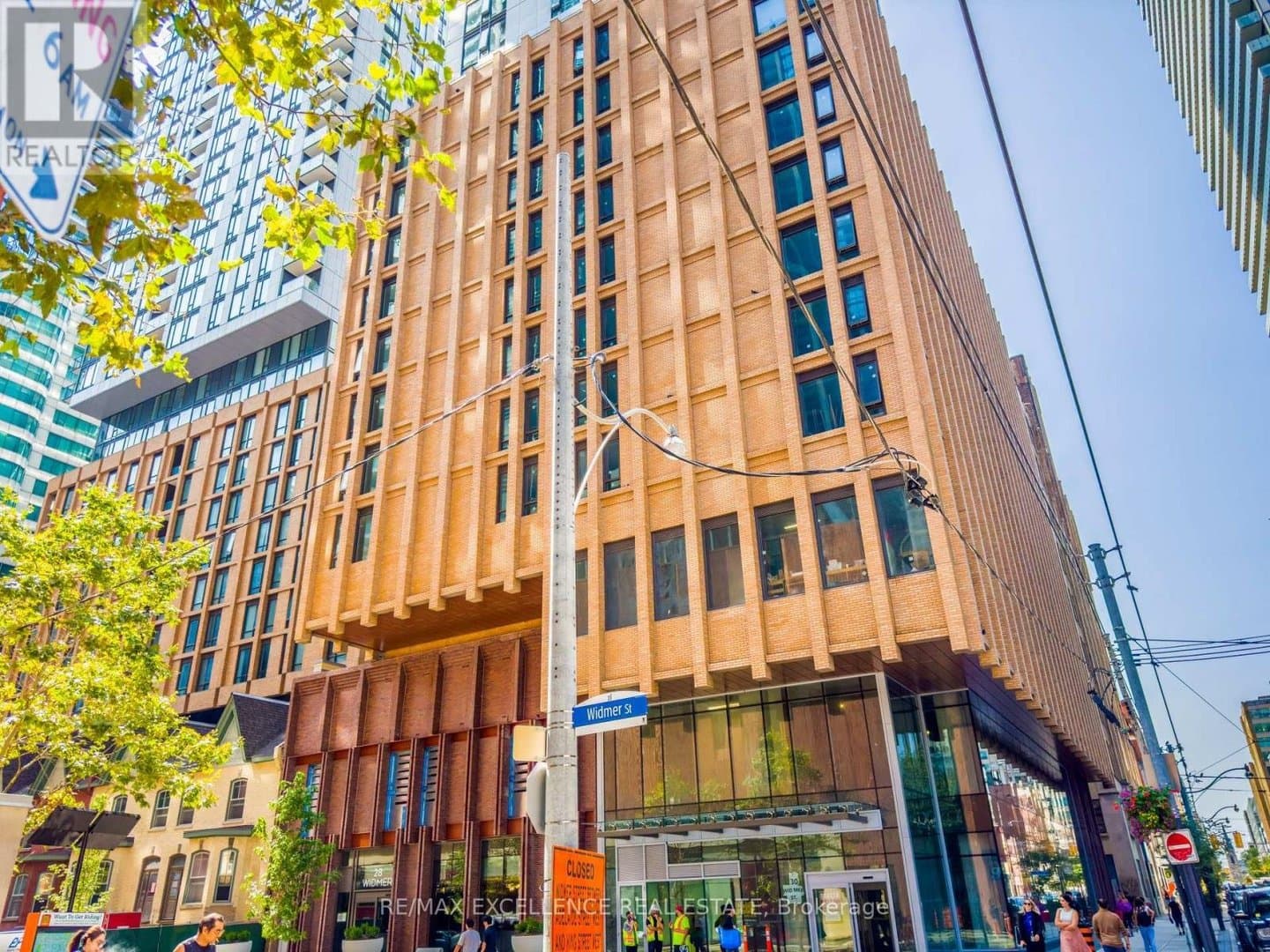 28 Widmer Street - Photo 3