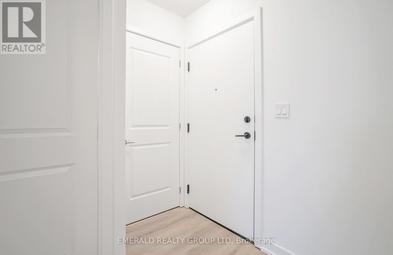 556 Marlee Avenue - Photo 4