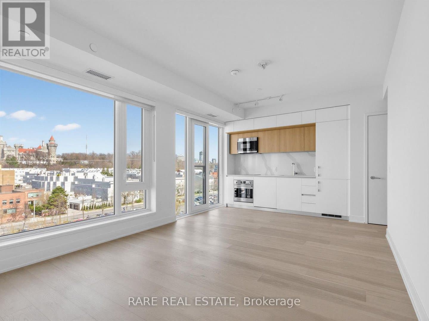 322 Dupont Street - Photo 1