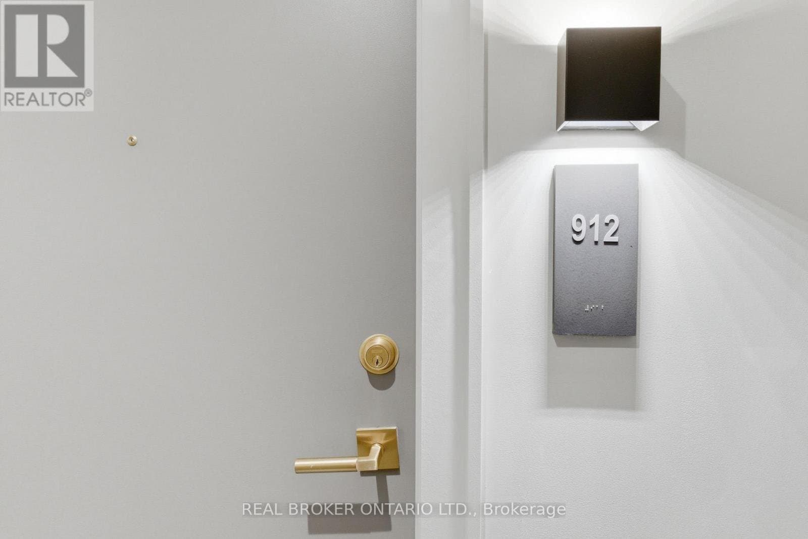 2 Manderley Drive - Photo 3