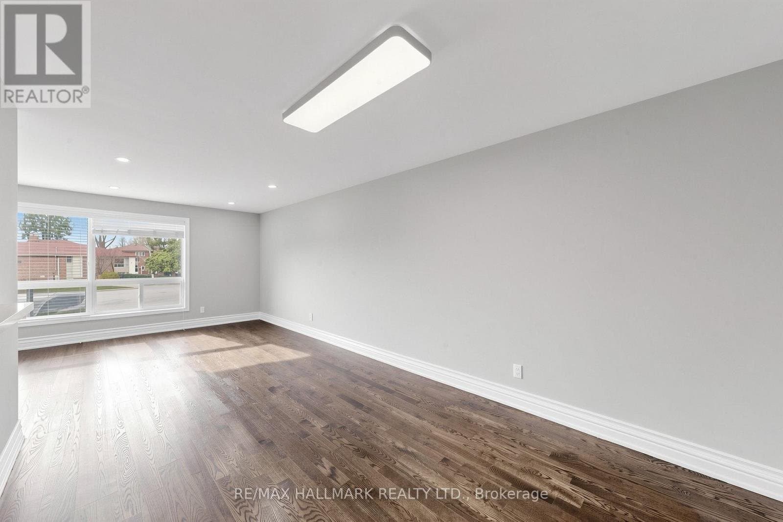 25 Beethoven Court - Photo 3