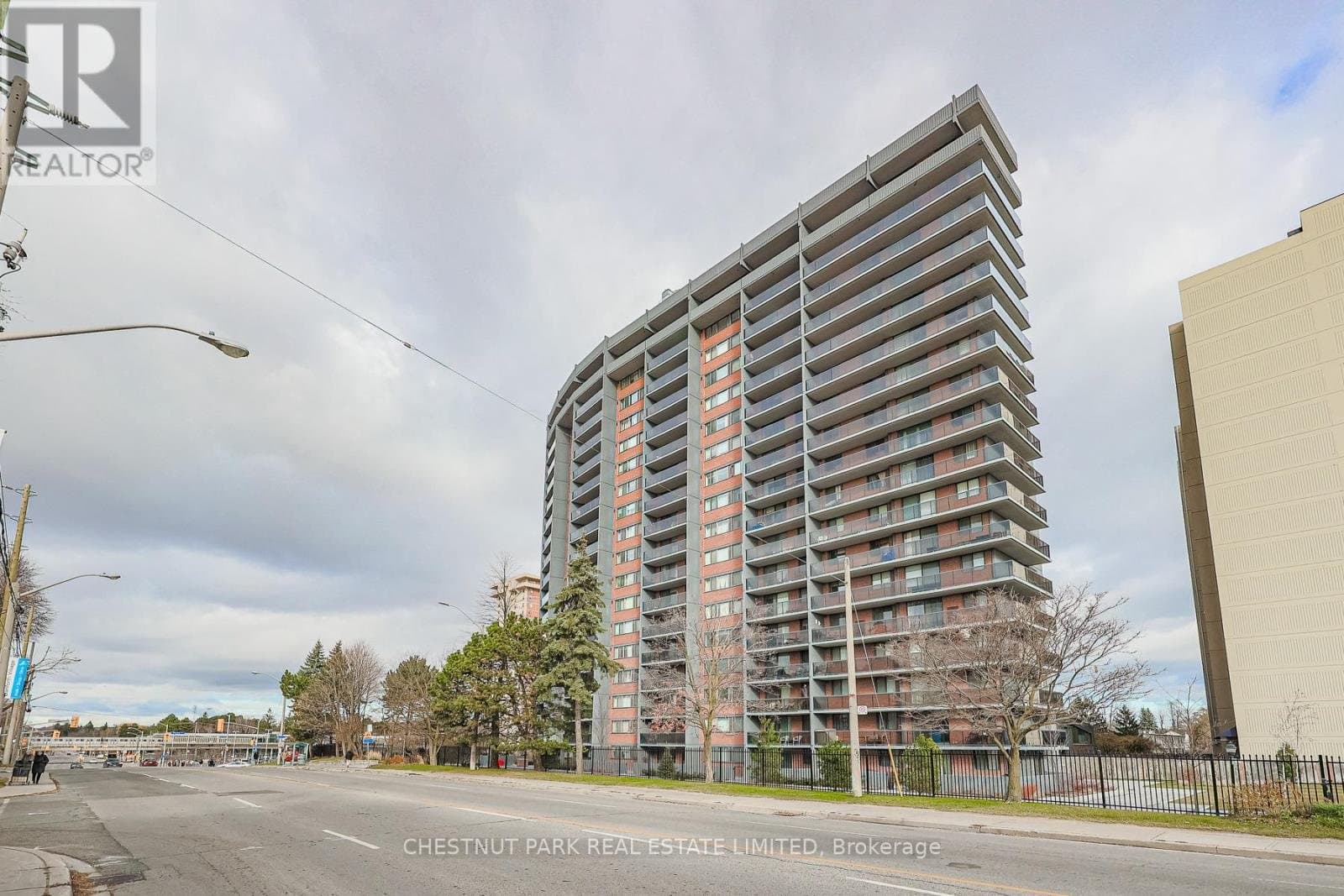 757 Victoria Park Avenue - Photo 3