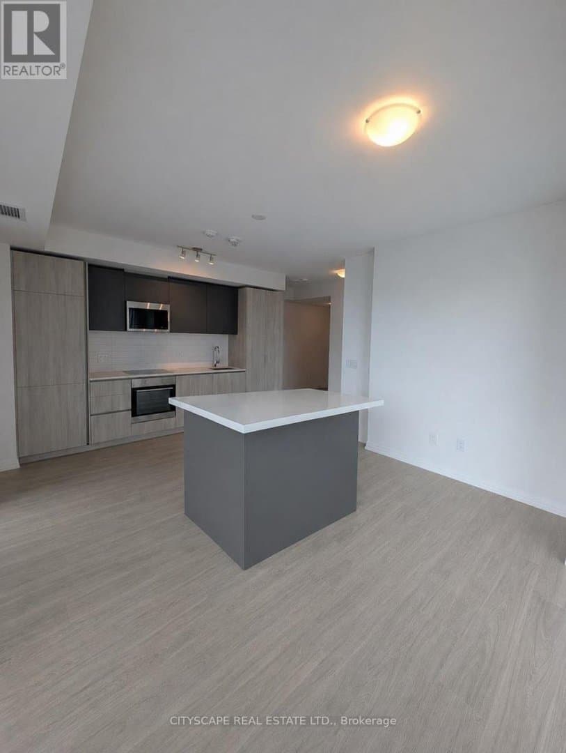 28 Widmer Street - Photo 2