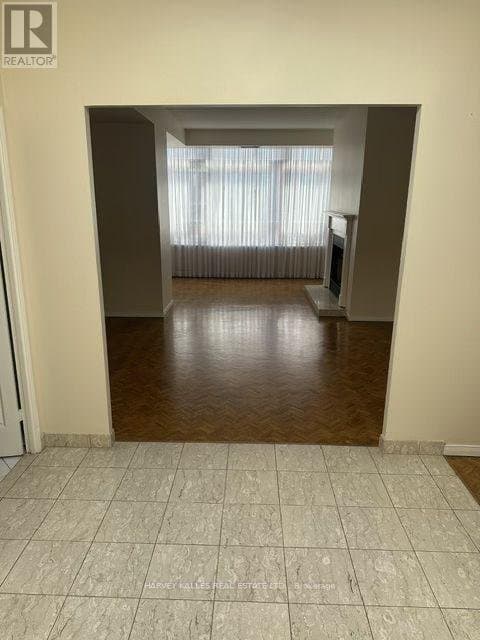 18 Lower Village Gate - Photo 3