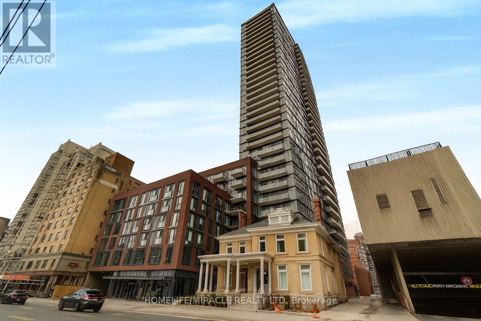 308 Jarvis Street - Photo 1