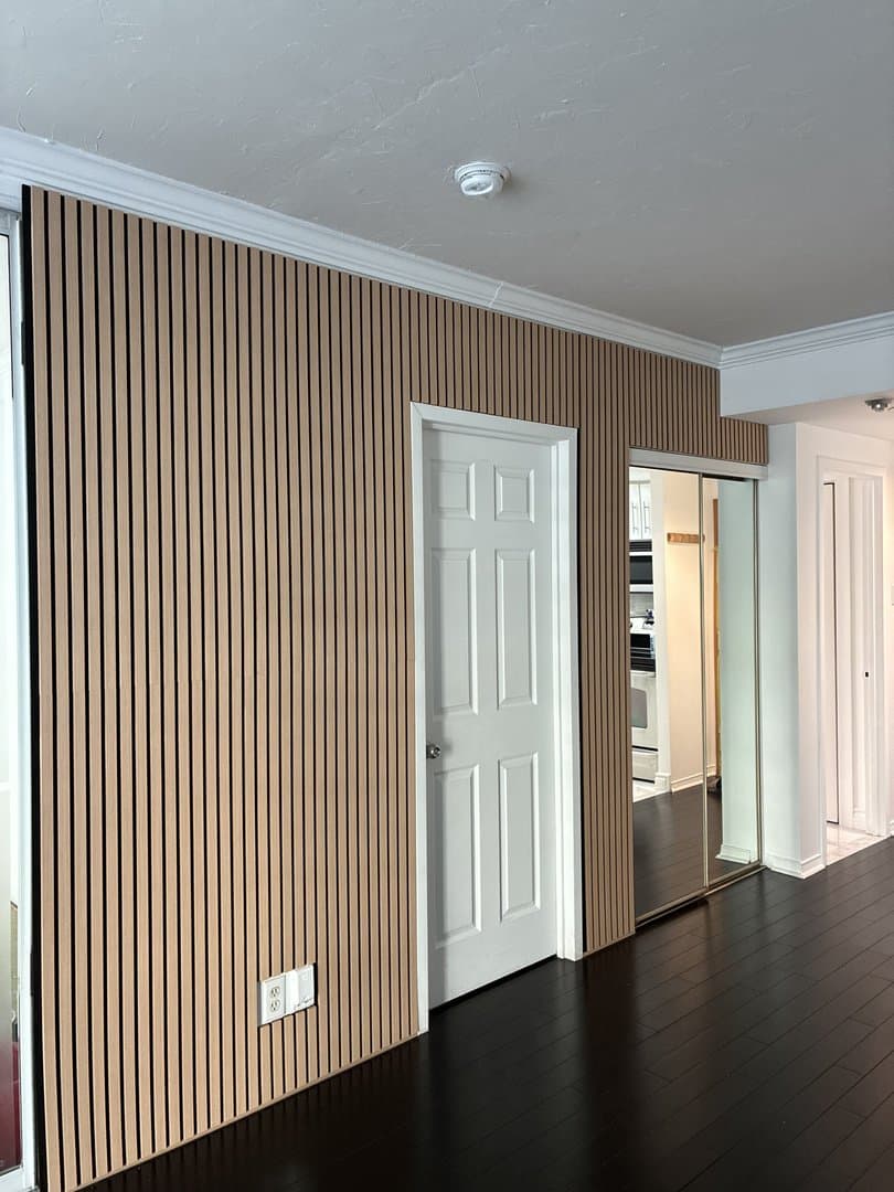77 Harbour Square - Photo 2