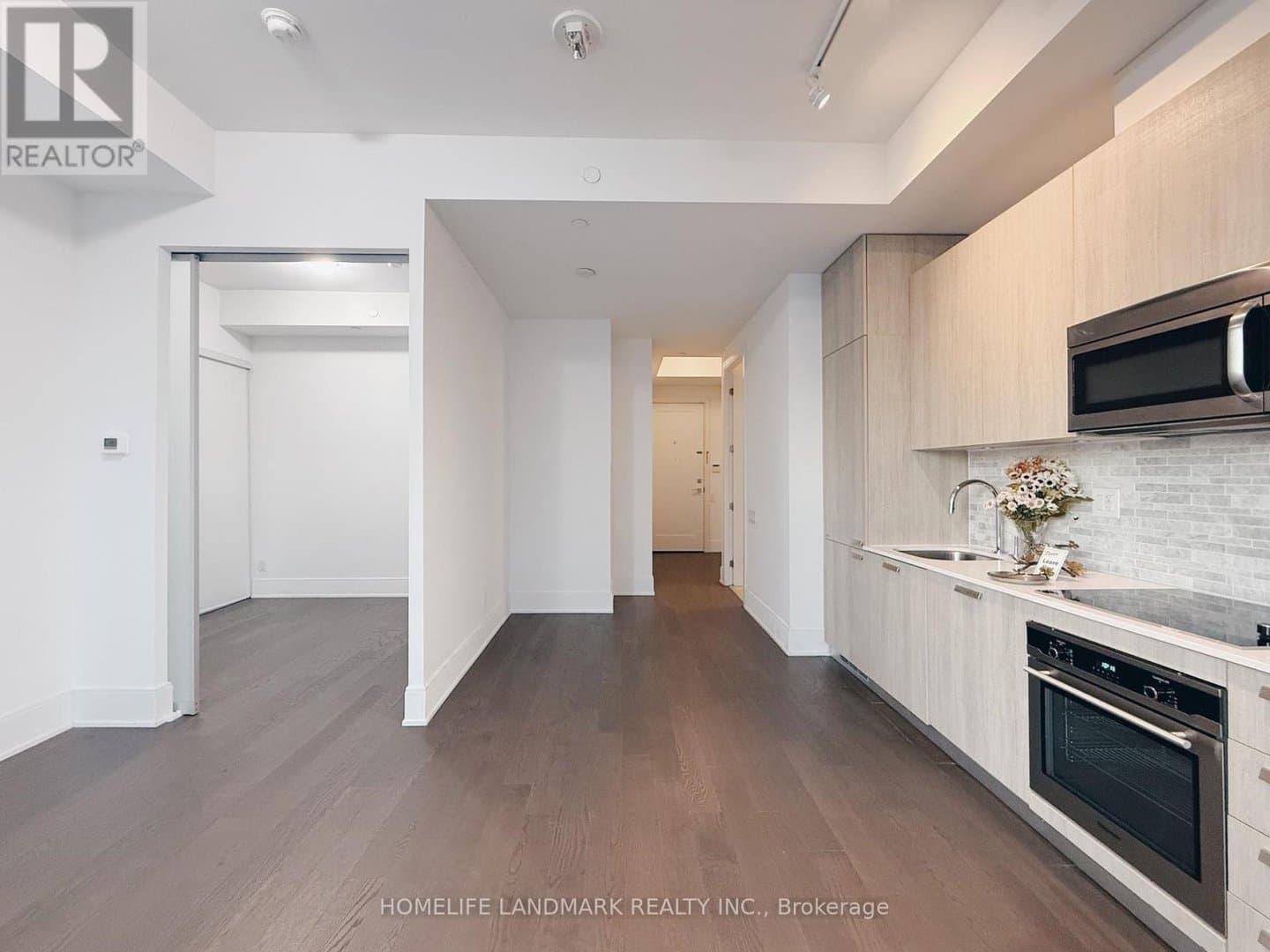 50 Charles Street - Photo 3