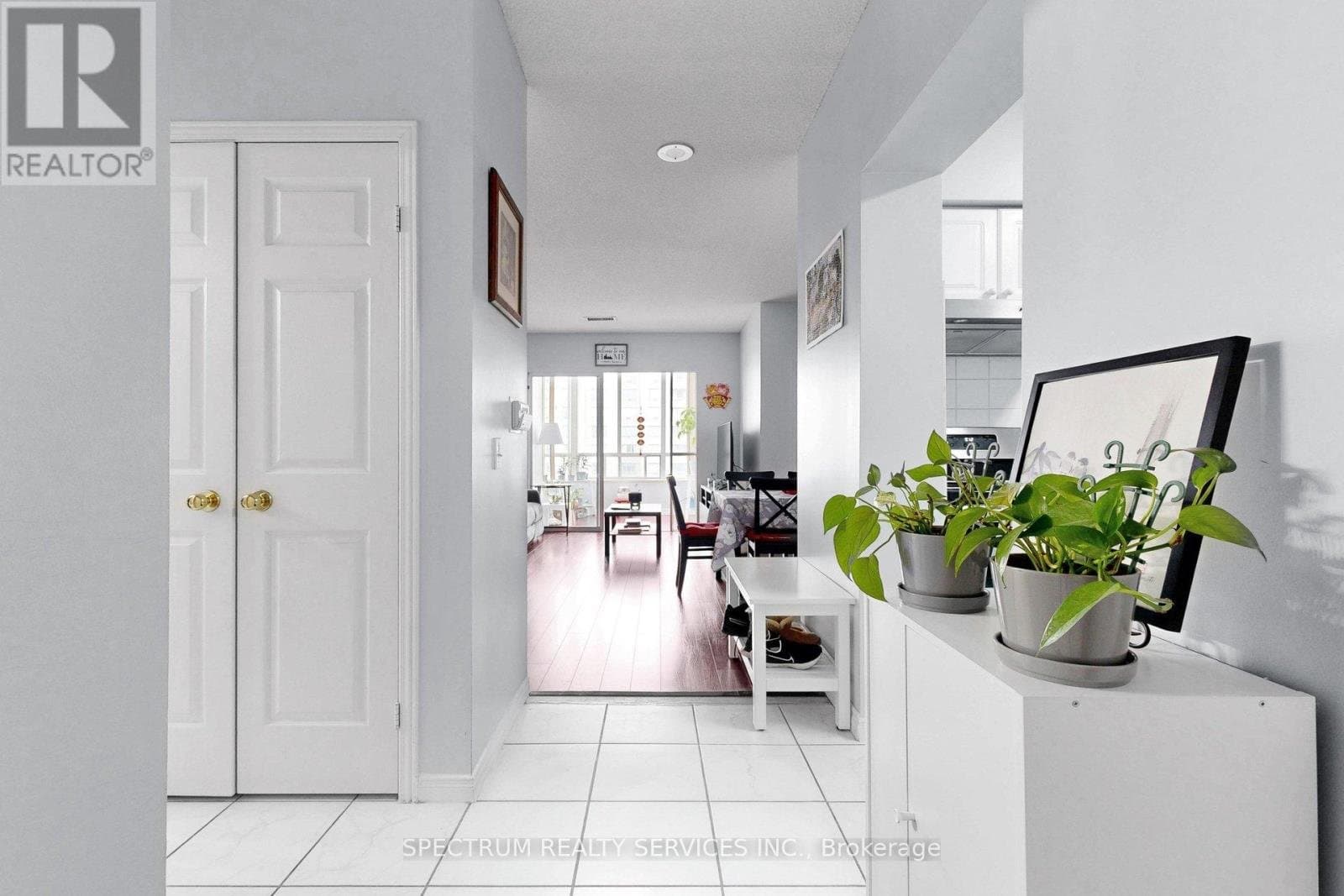 2628 McCowan Road - Photo 3