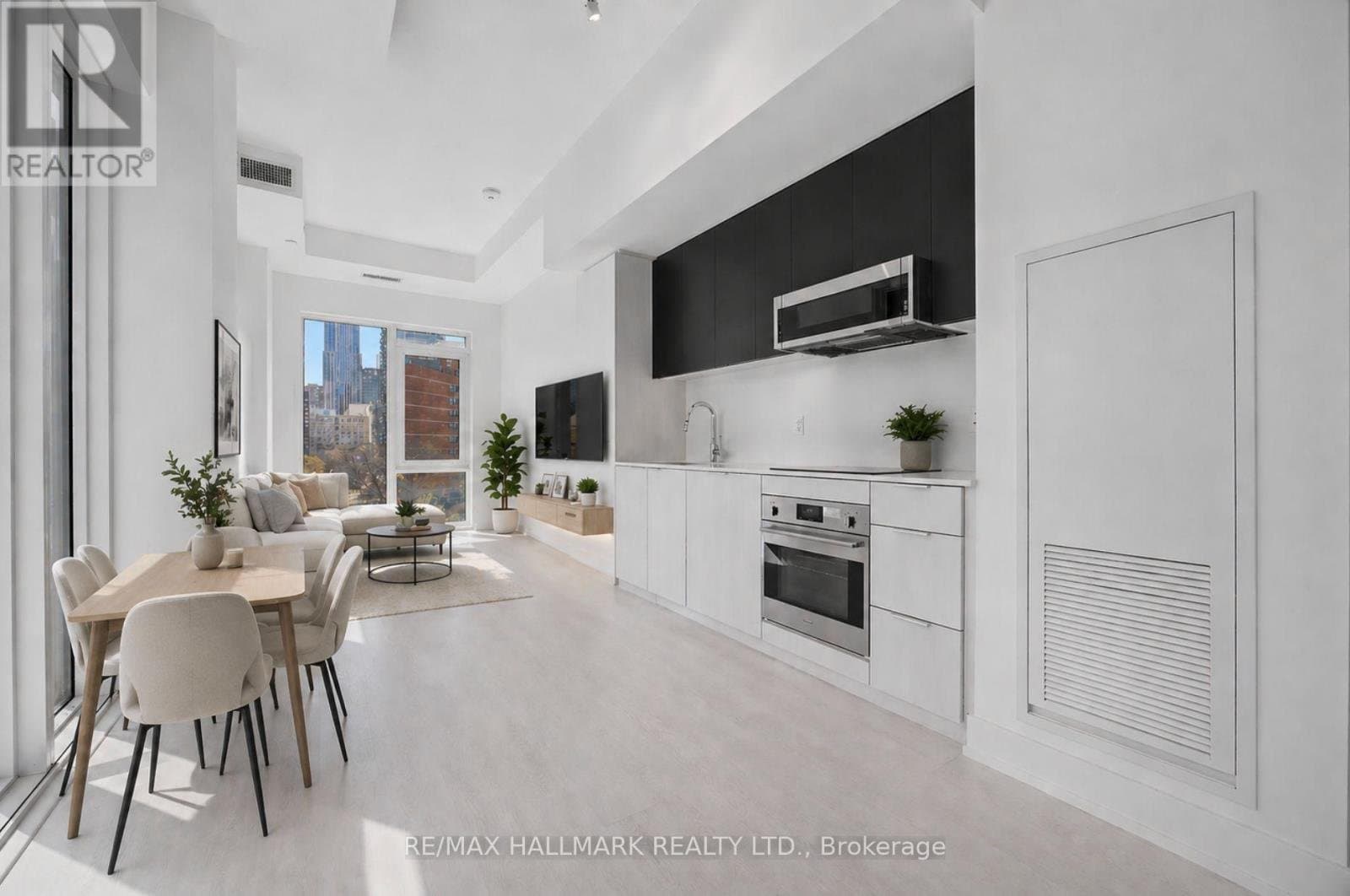 308 Jarvis Street - Photo 3