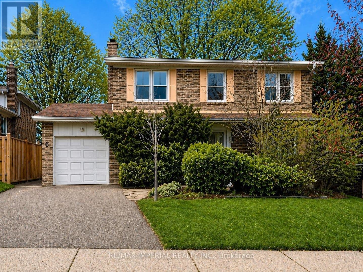 6 Prestwick Crescent
