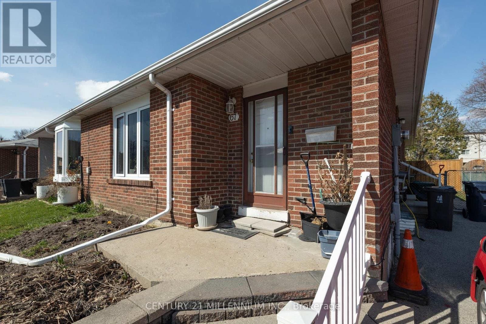 67 Coxworth Crescent - Photo 3