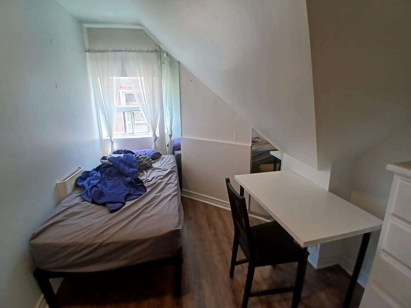 201 Spadina Road - Photo 1