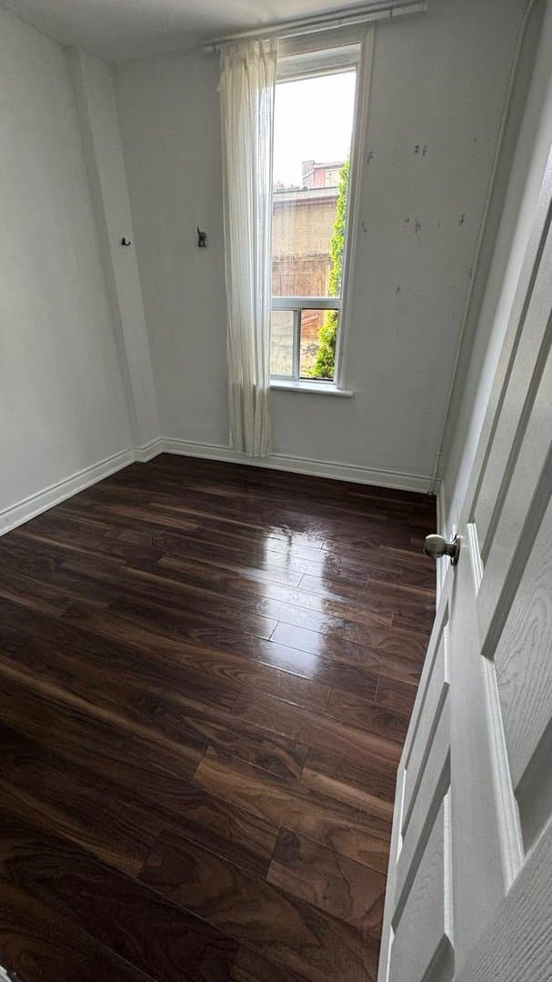 127 Robert Street - Photo 3