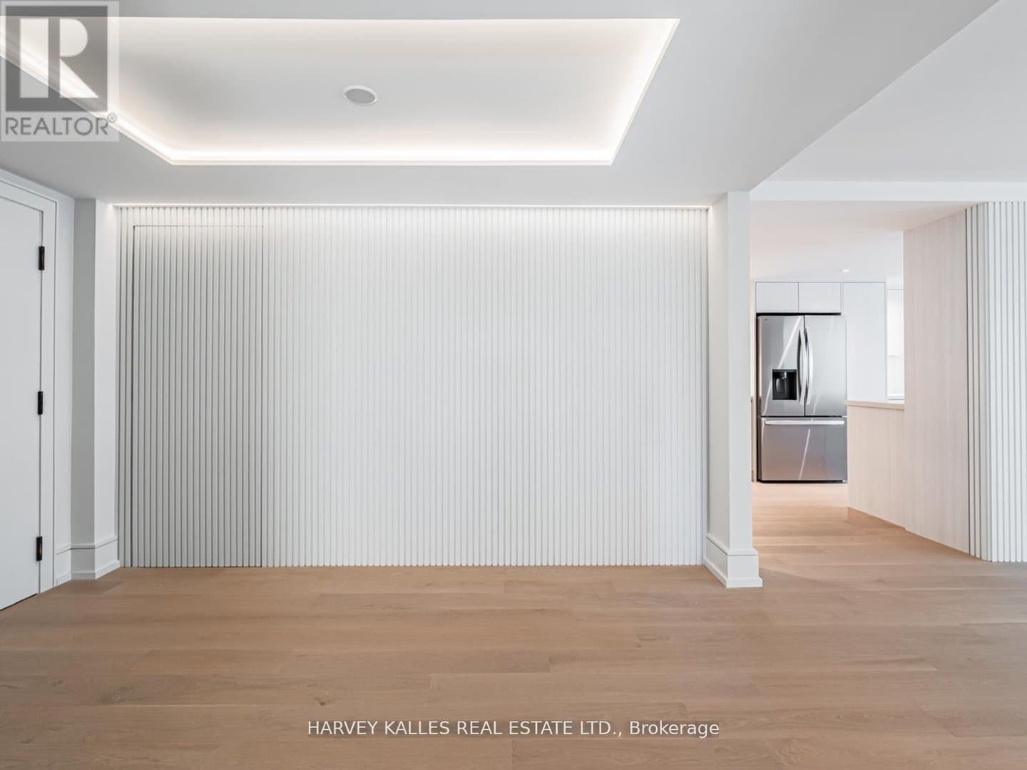 1166 Bay Street - Photo 2