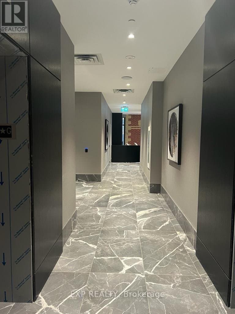 286 Main Street - Photo 2