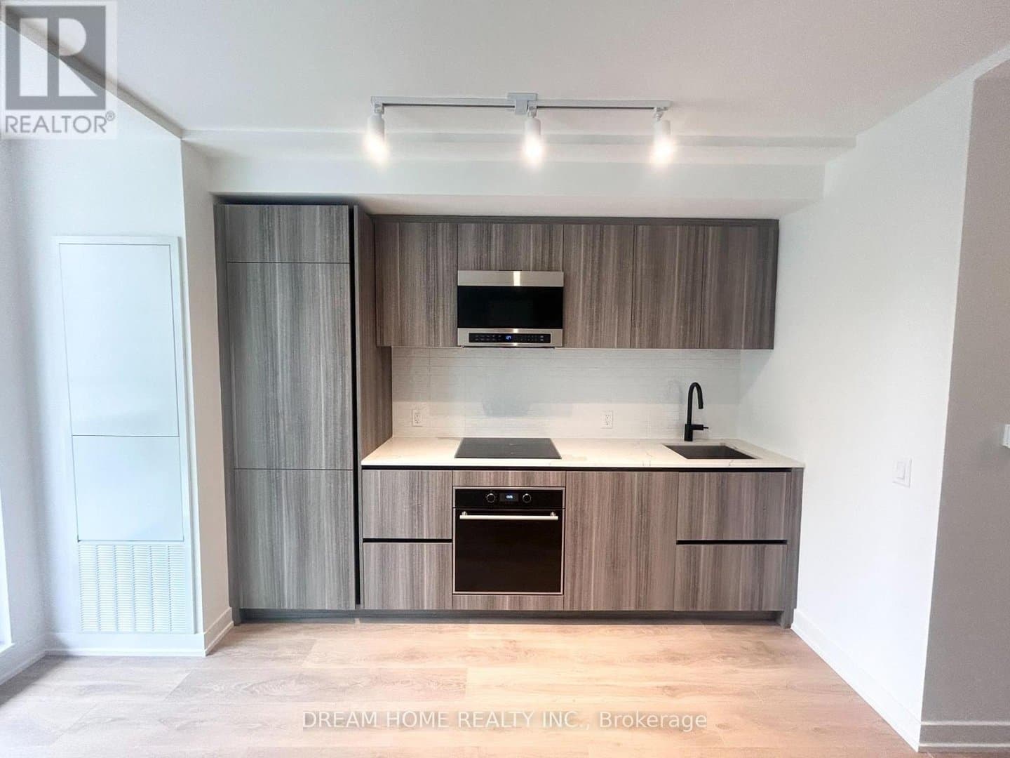 127 Broadway Avenue - Photo 3