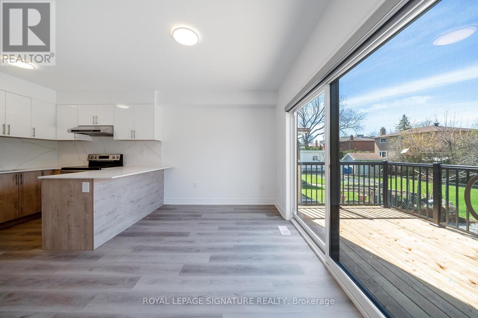 2052 Pharmacy Avenue - Photo 2