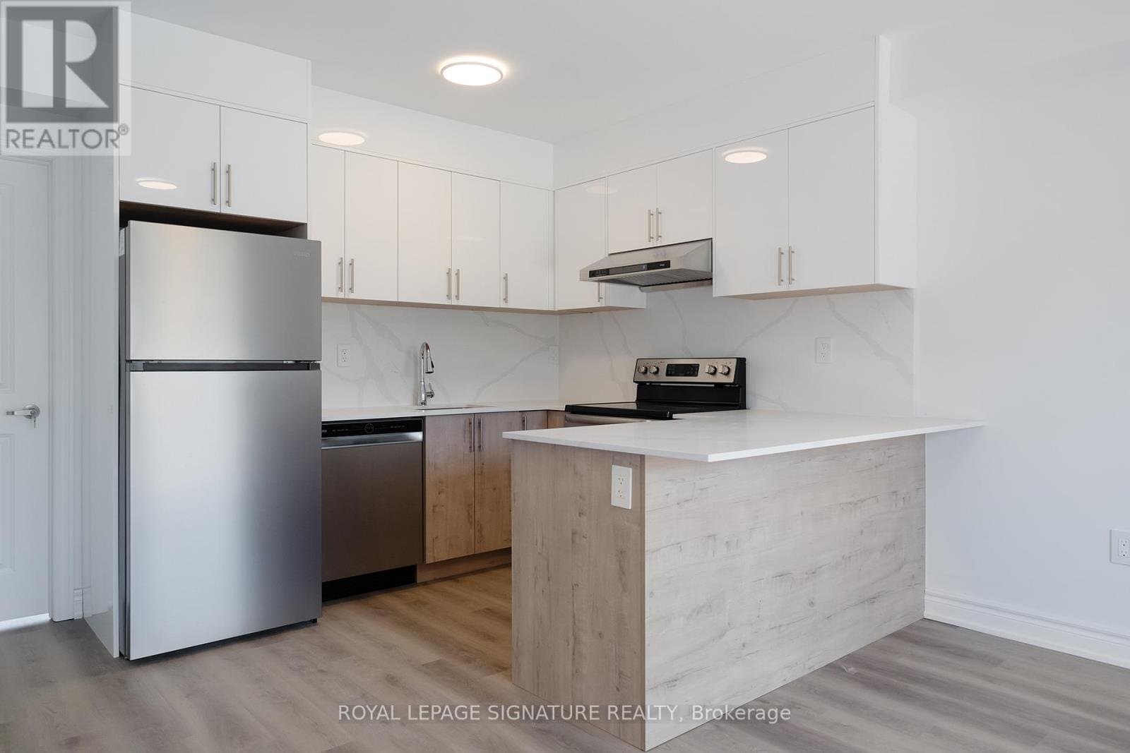 2052 Pharmacy Avenue - Photo 4