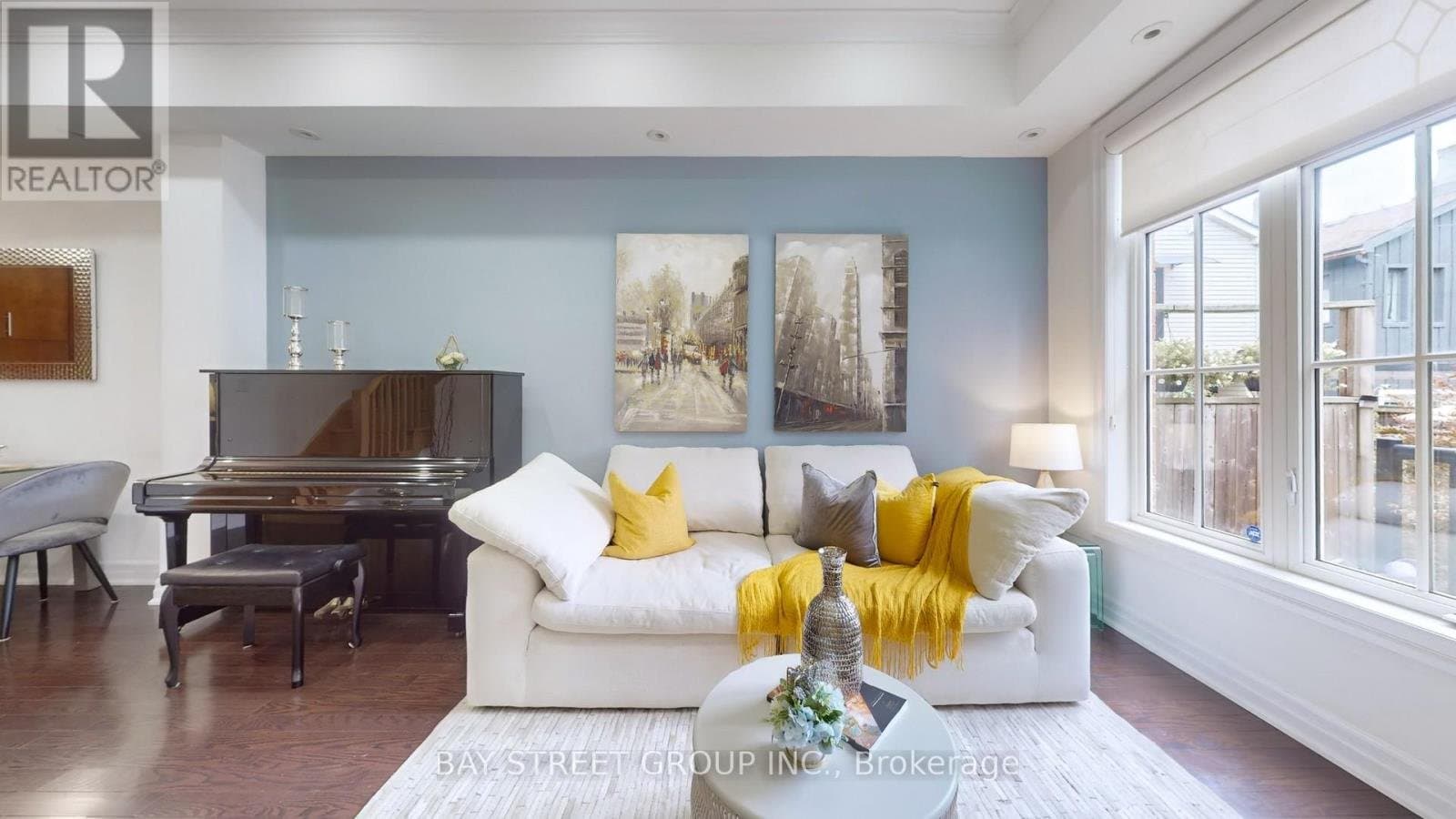 447A Queen Street - Photo 3