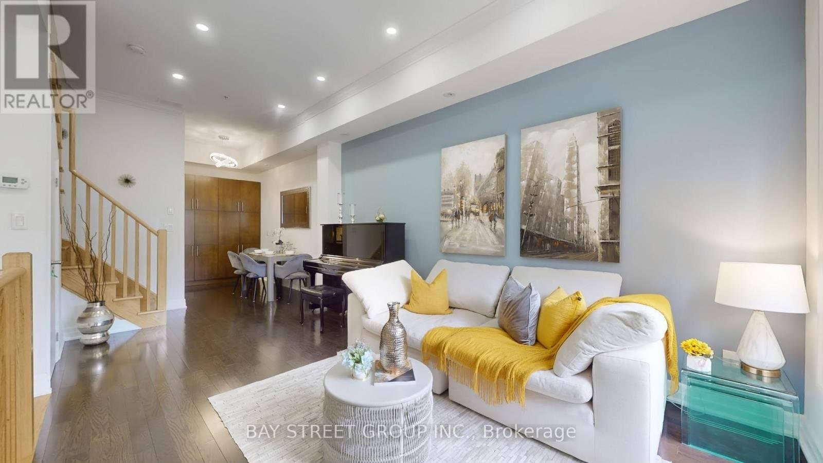 447A Queen Street - Photo 4