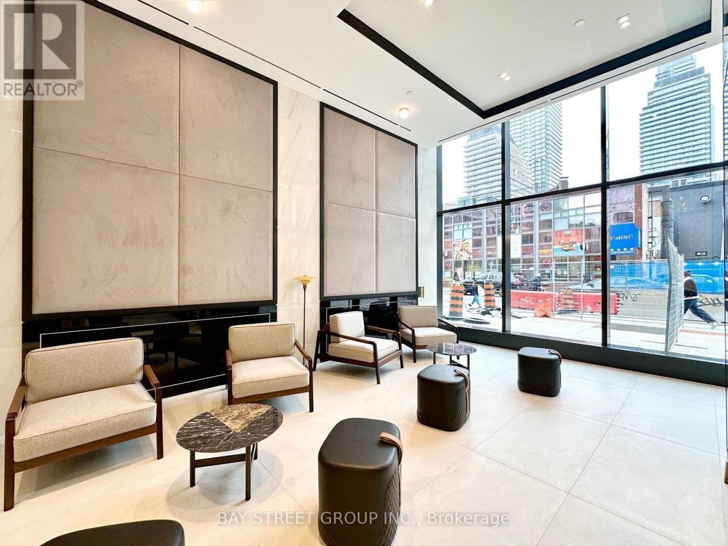 8 Wellesley Street - Photo 2