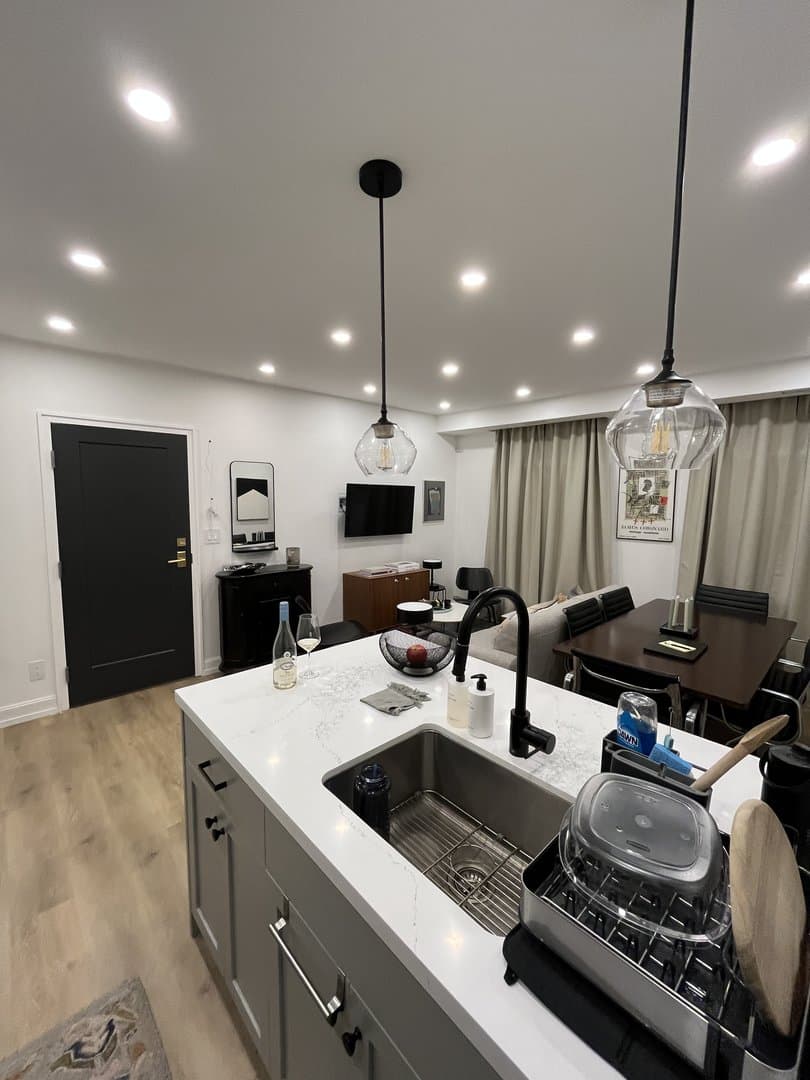 54 Cowan Avenue - Photo 4