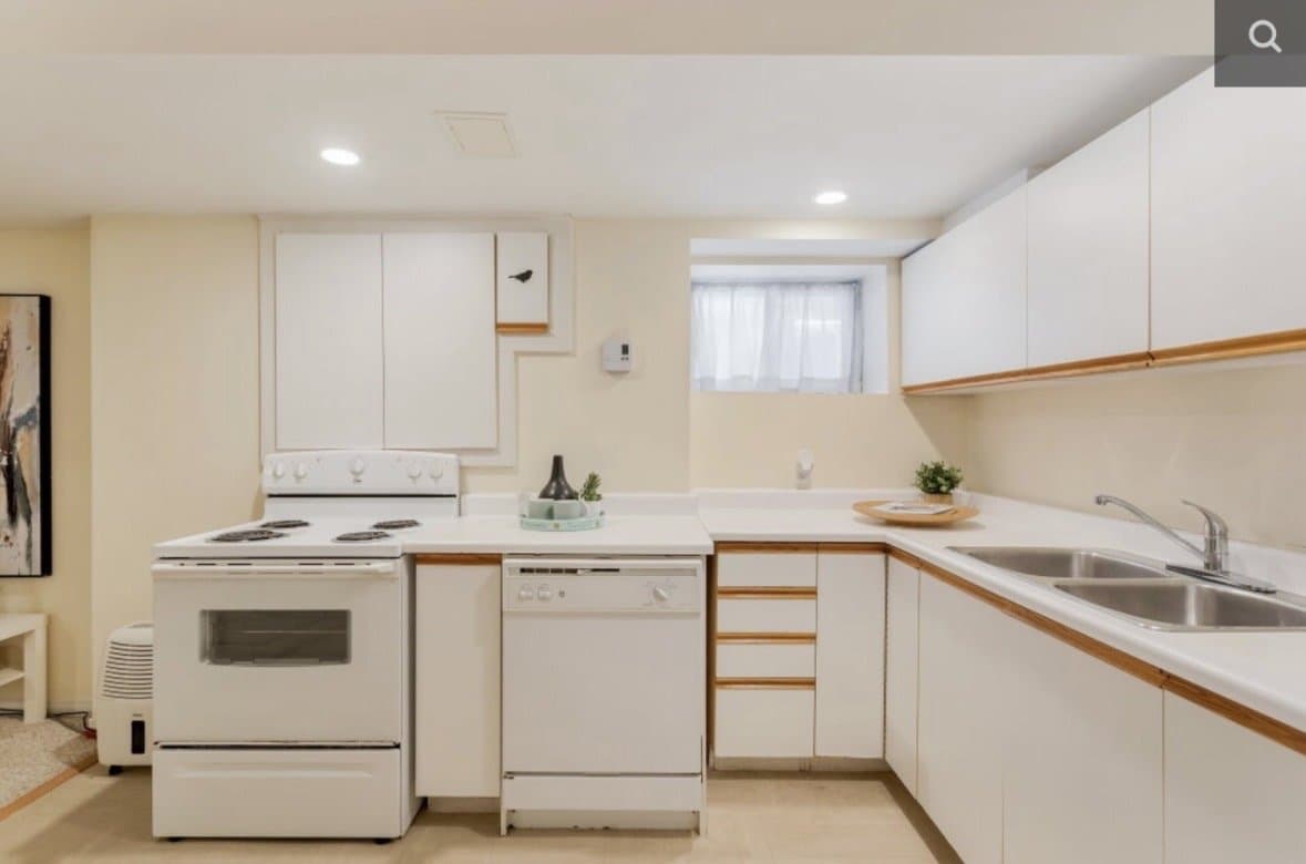 42 Springhurst Avenue - Photo 4