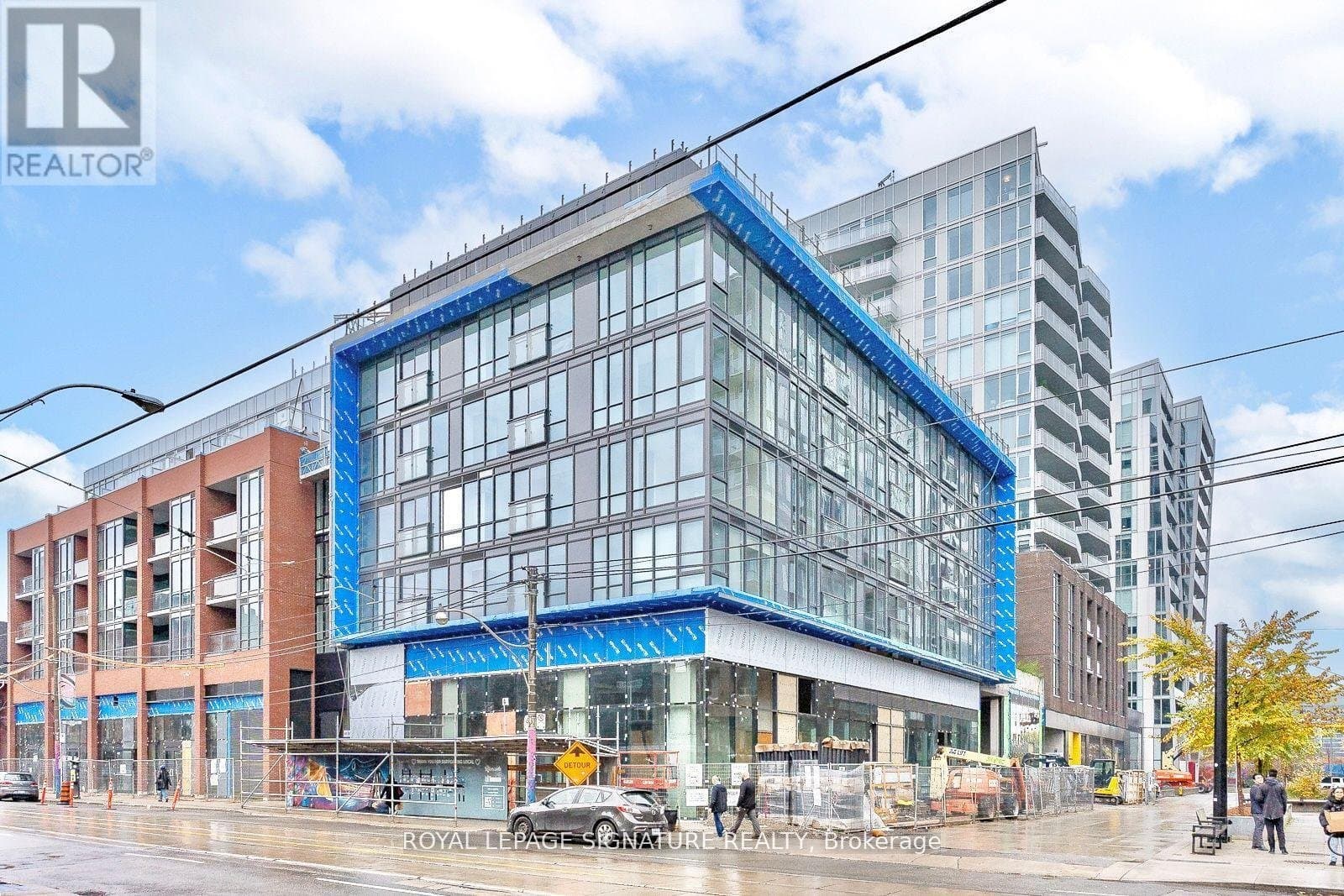 665 Queen Street
