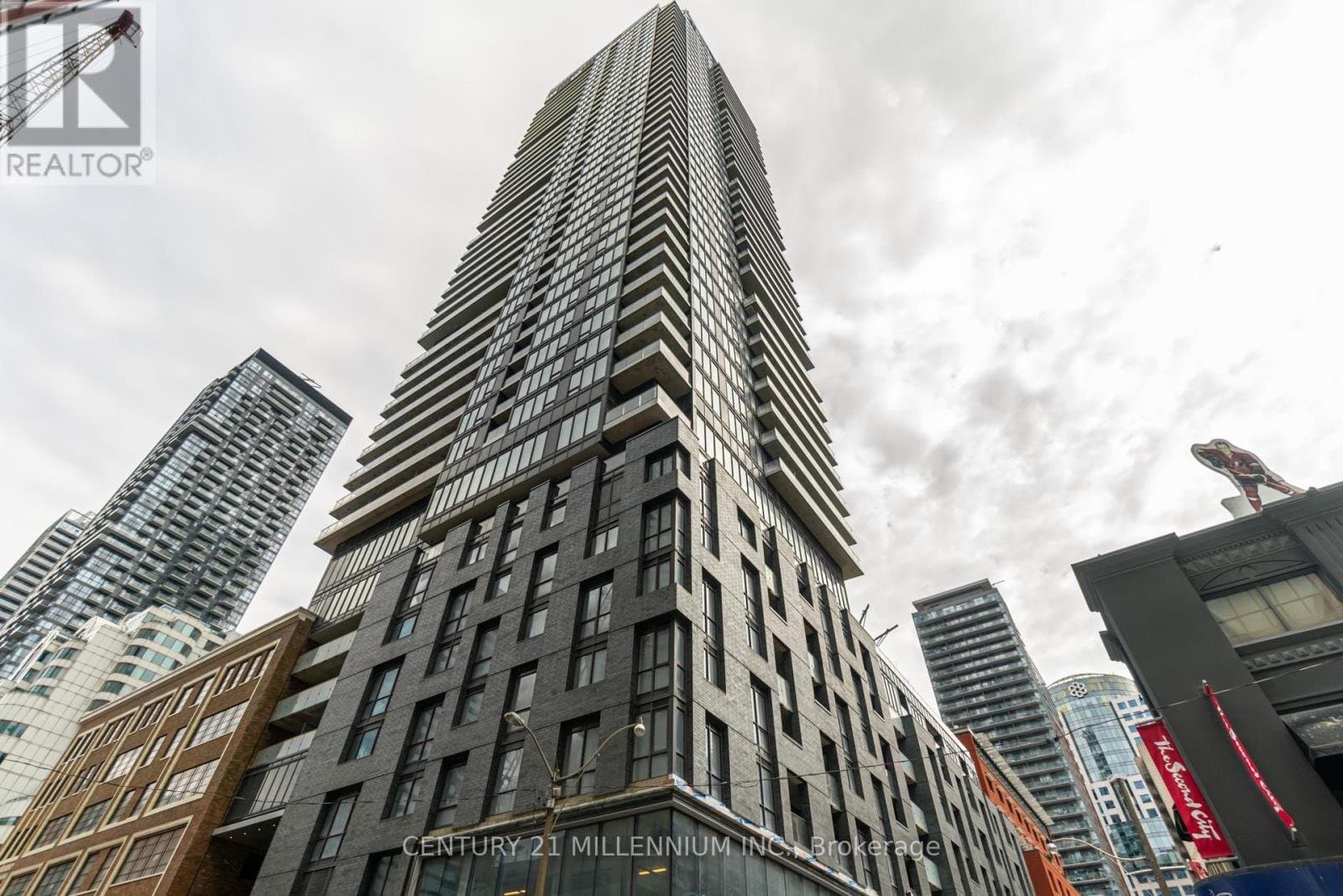 115 Blue Jays Way - Photo 1
