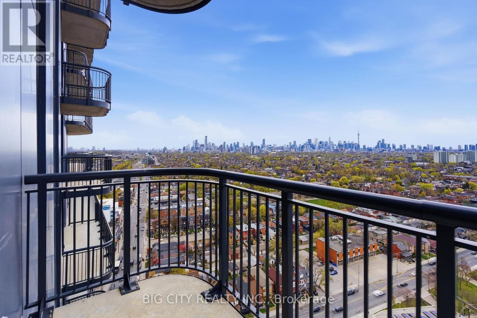 1185 Dupont Street - Photo 3