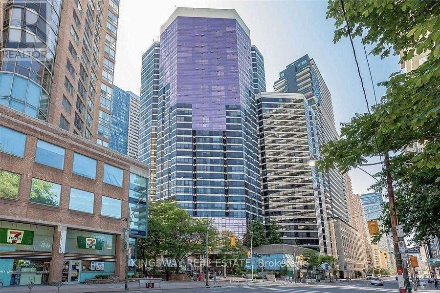 1001 Bay Street - Photo 2