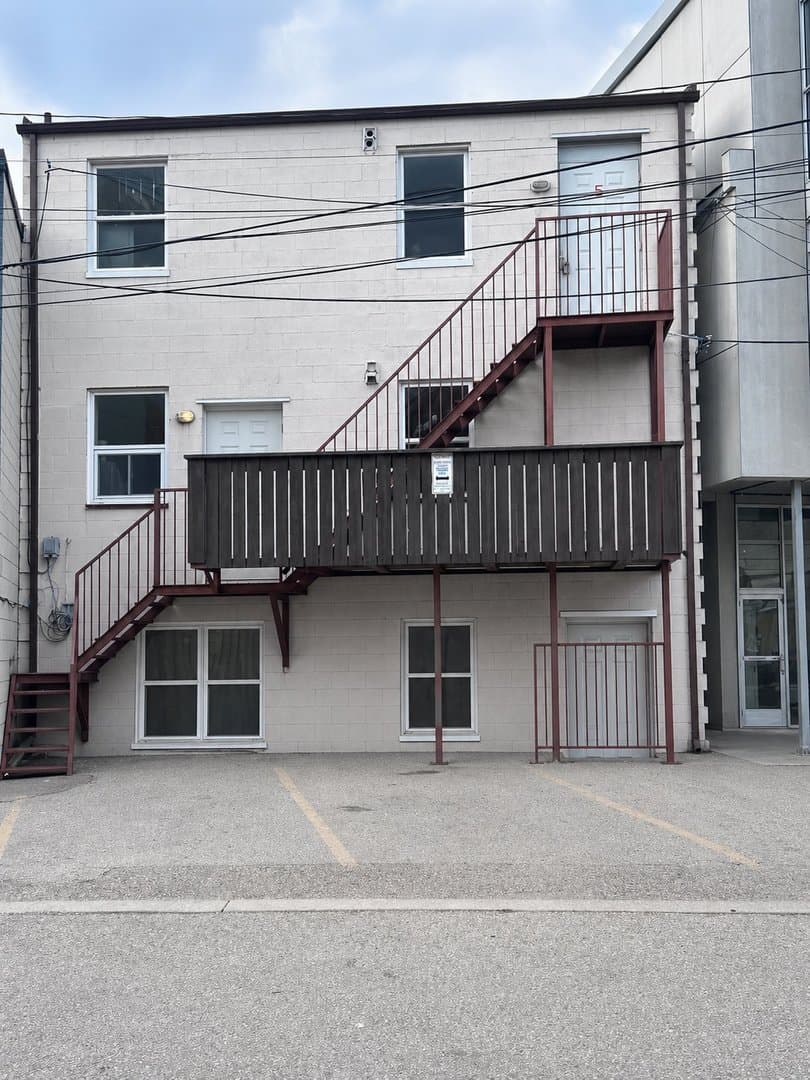 3335 Dundas Street West - Photo 4