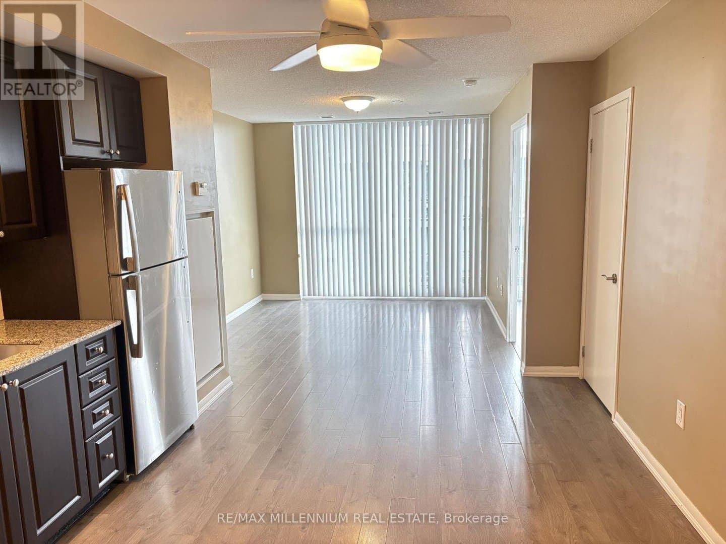 3091 Dufferin Street - Photo 4