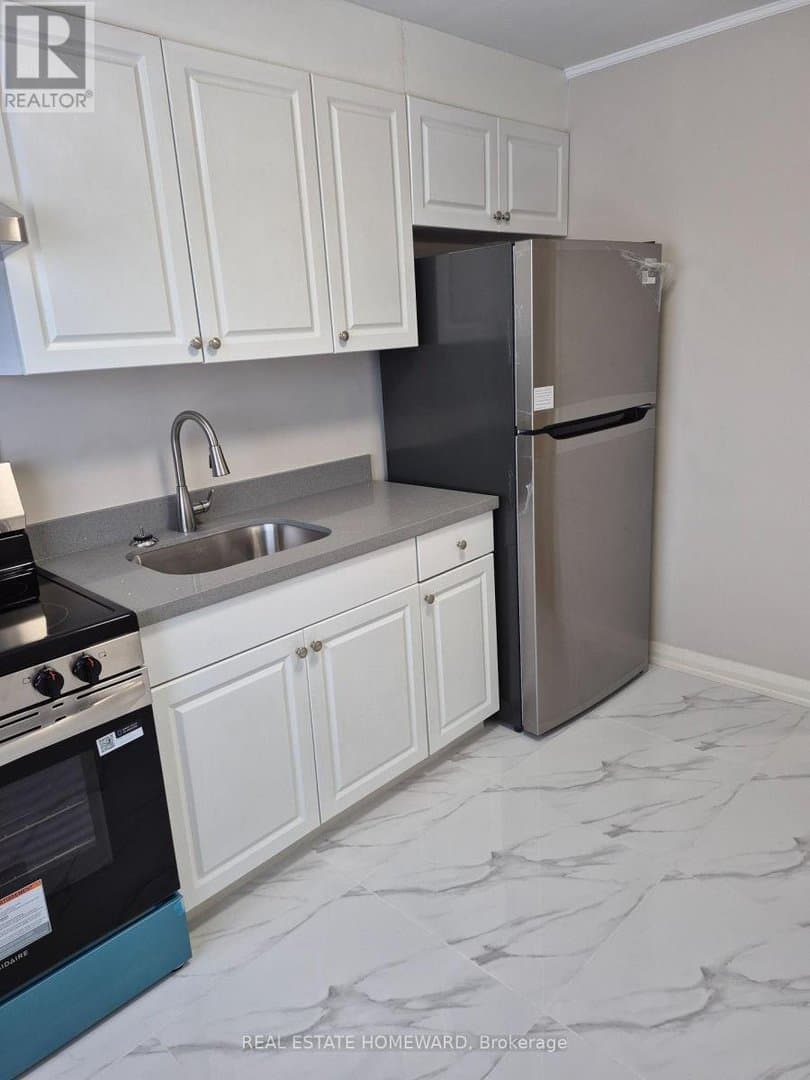1066 Coxwell Avenue - Photo 2