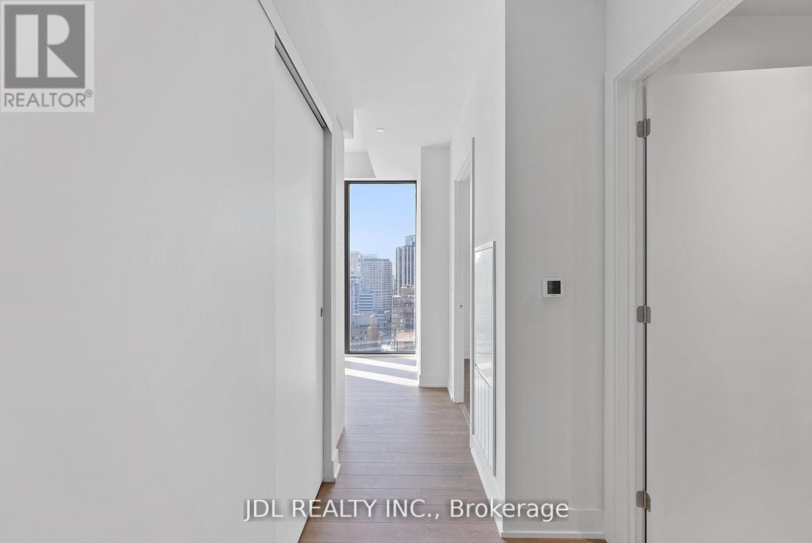 8 Cumberland Street - Photo 3