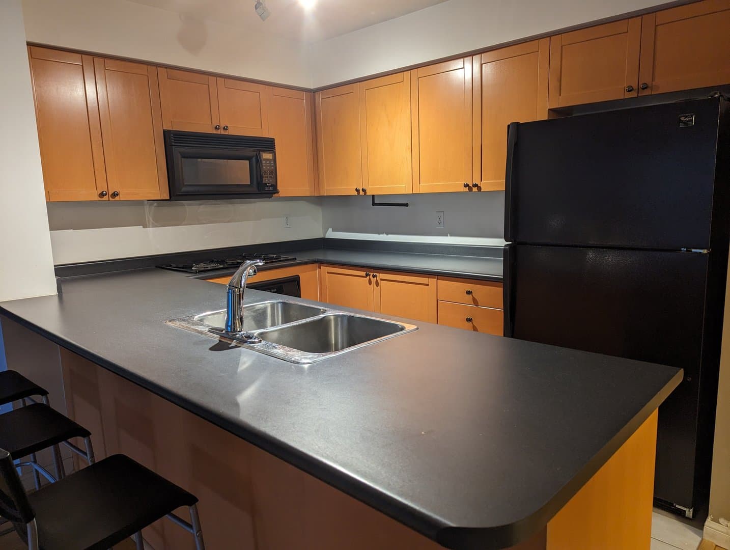 330 Adelaide Street East - Photo 2