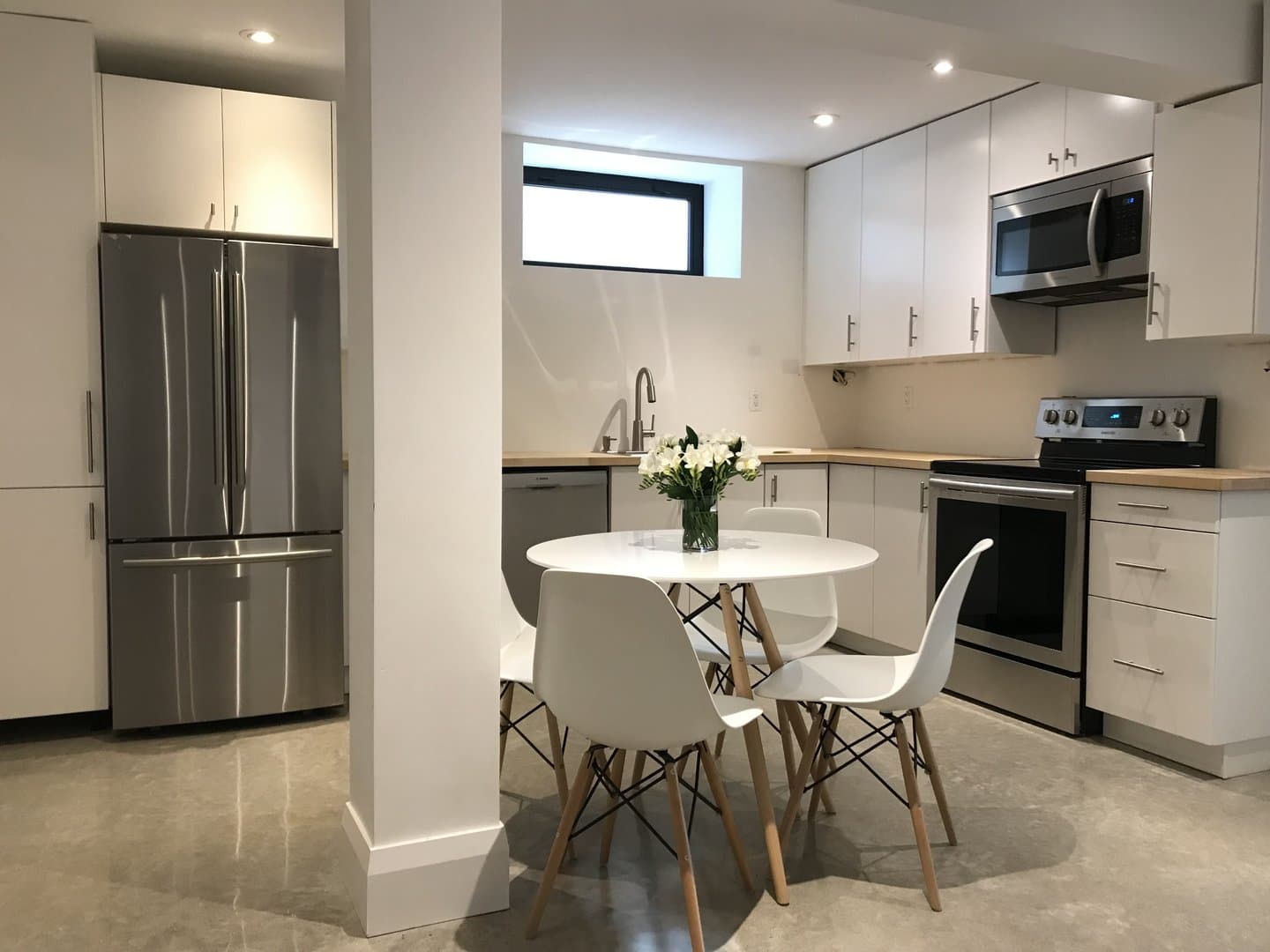 75 Moore Avenue - Photo 3