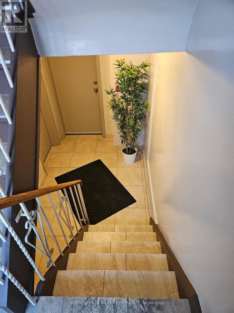 35 Heman Street - Photo 2