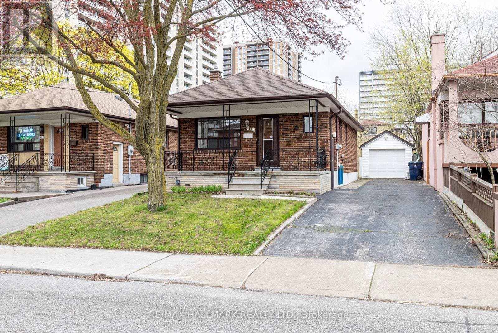 401 Ridelle Avenue - Photo 1
