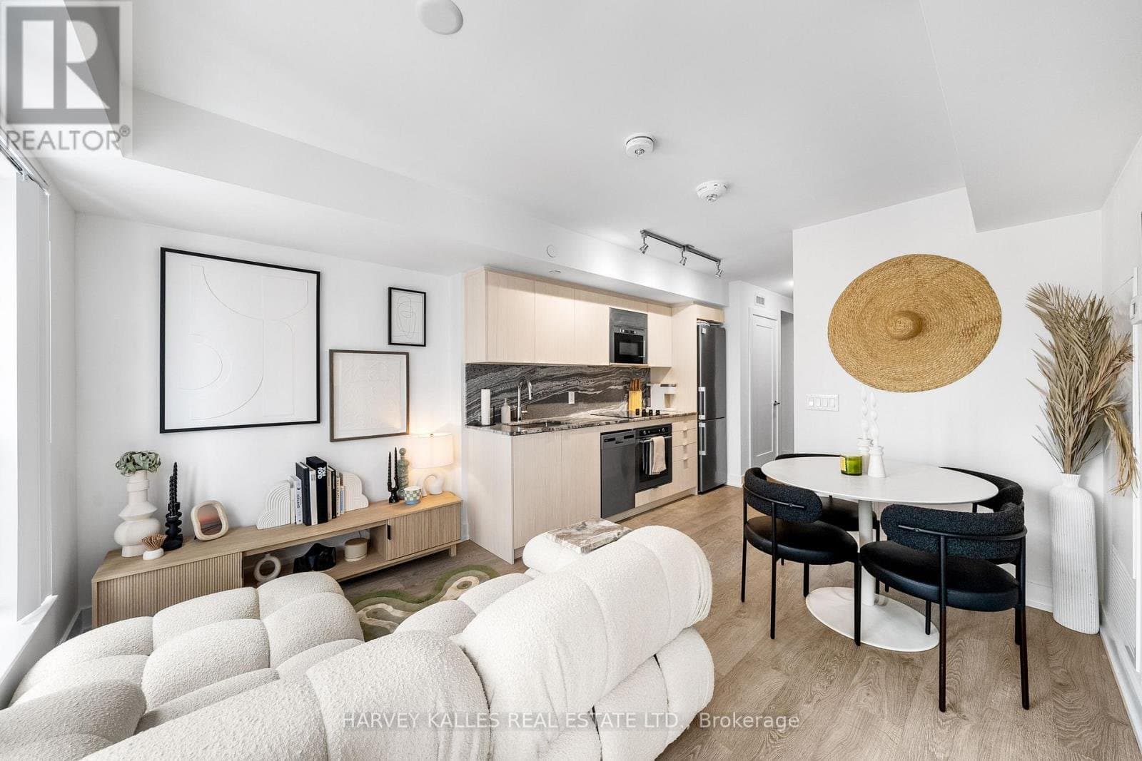 5 Mabelle Avenue - Photo 3