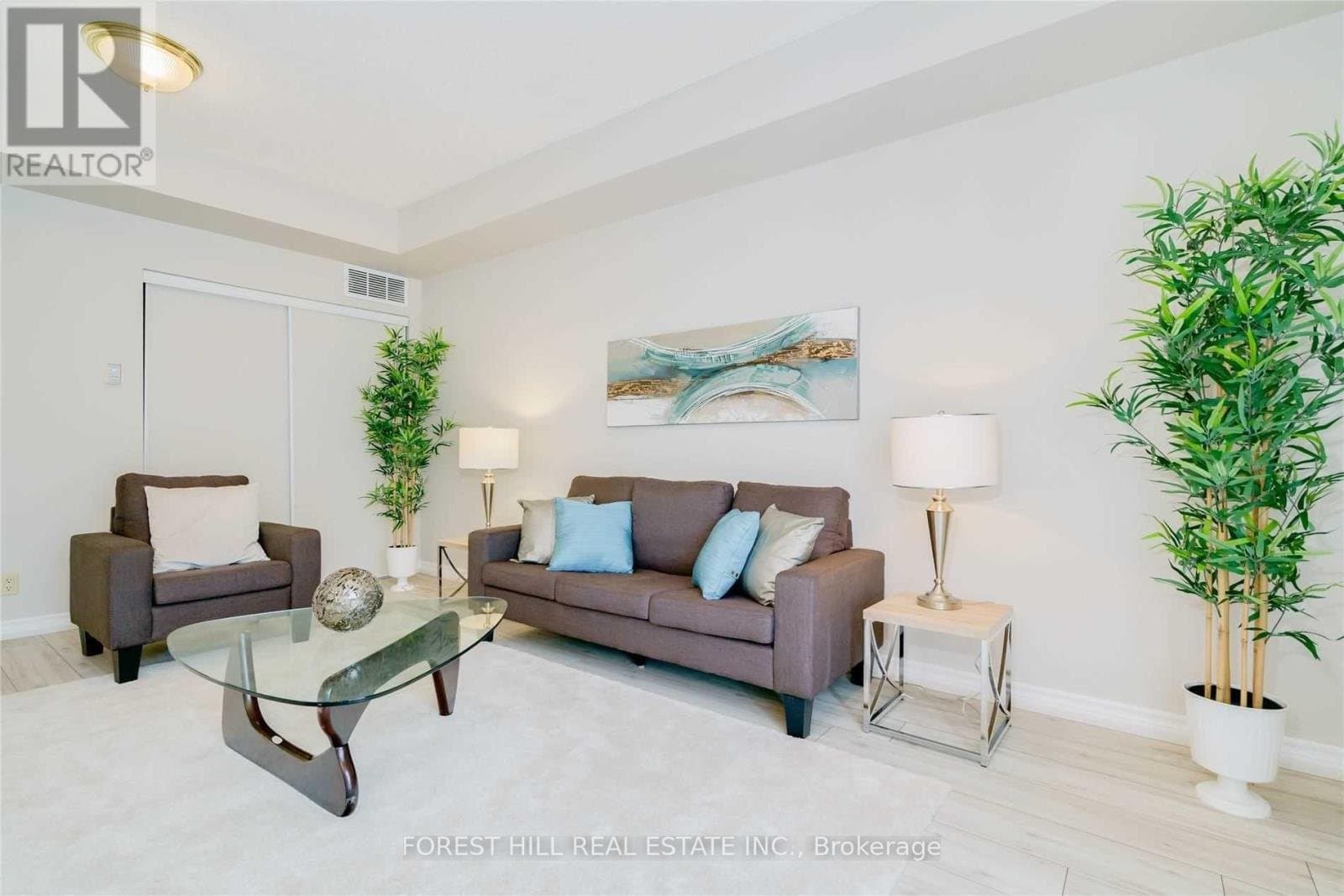 9 Greenbriar Road - Photo 2