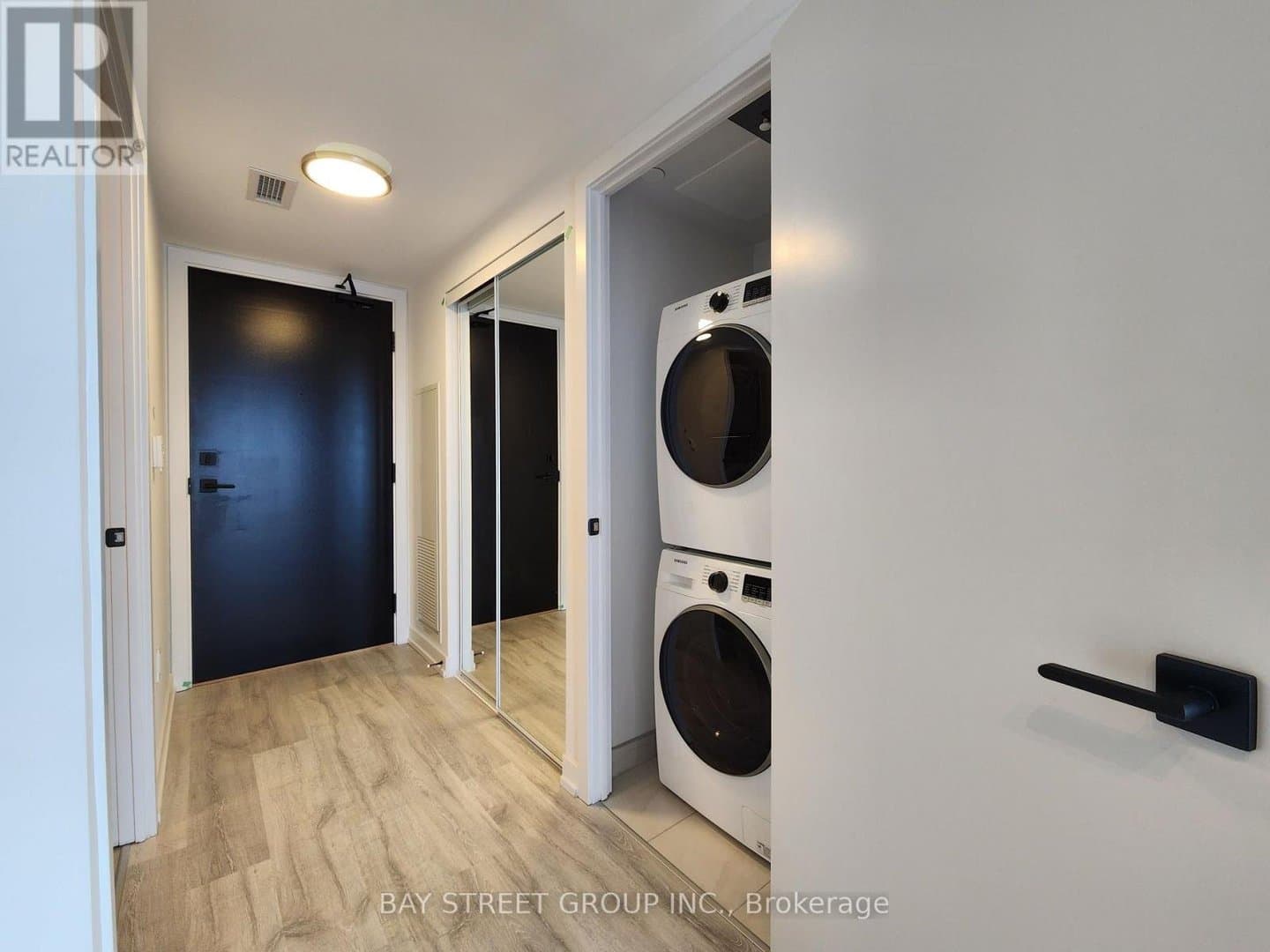 2 Augusta Avenue - Photo 3