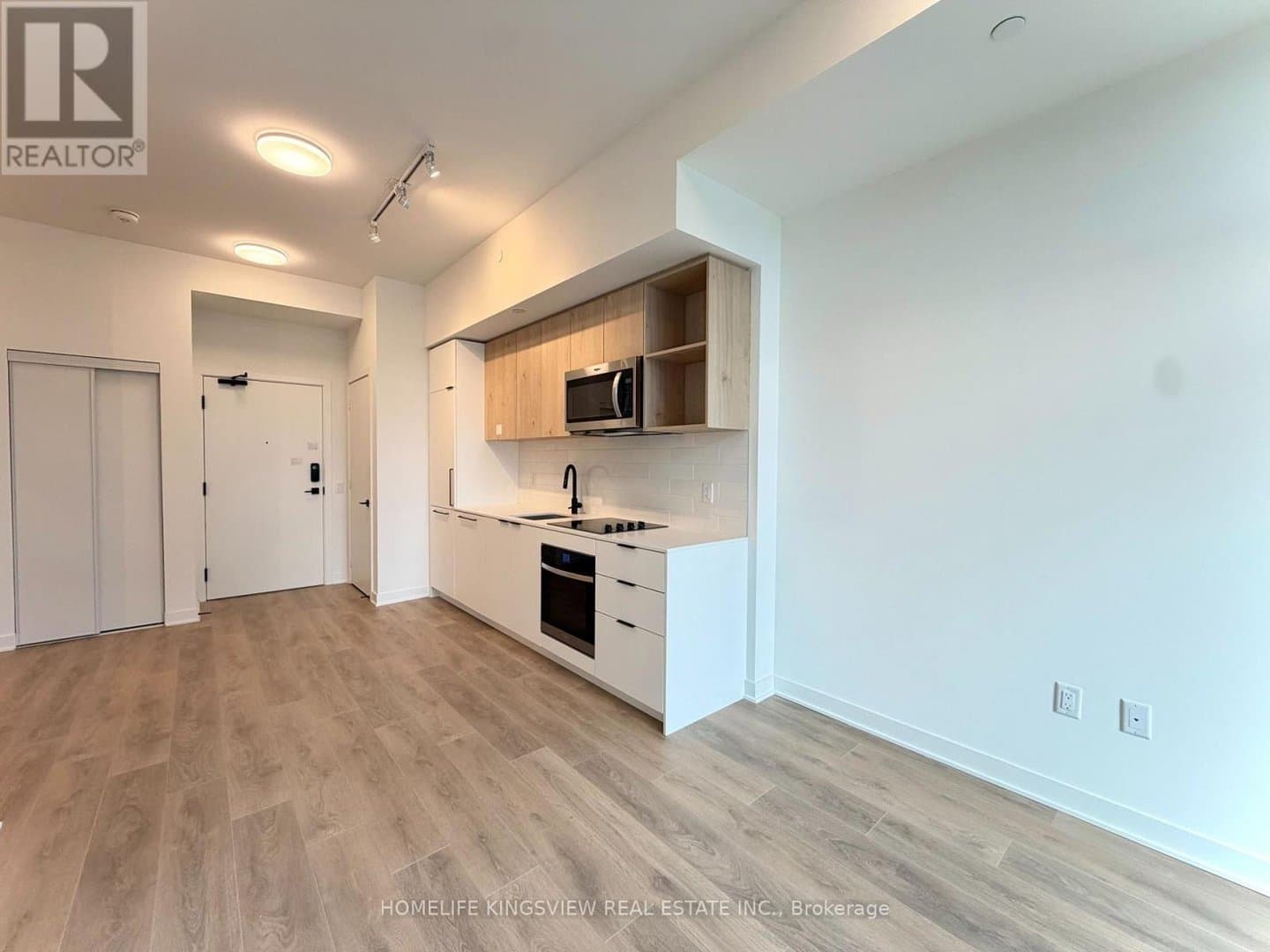 1185 Dupont Street - Photo 4
